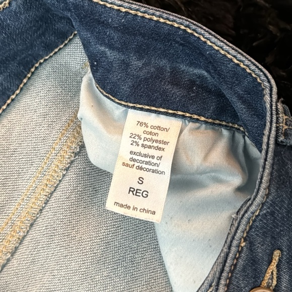 Maurices Blue Jeans with Red Plaid Accents - Picture 10 of 12